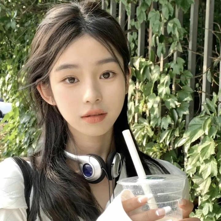 发现女巫 第一季